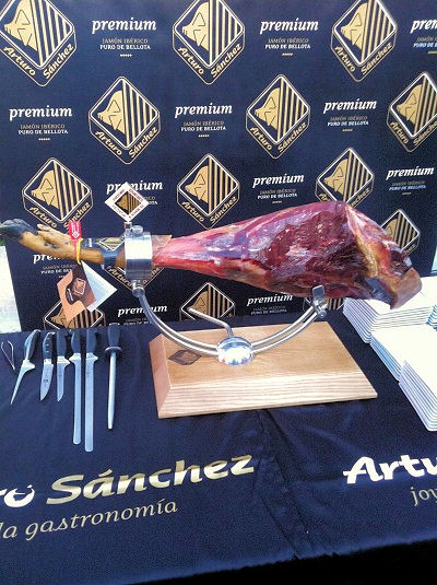 most expansive ham which costs 4000 Eur exclusively for marbella luxury weekend opening night